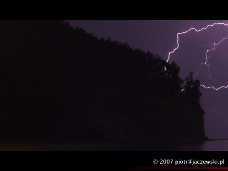 storm070526-04.jpg